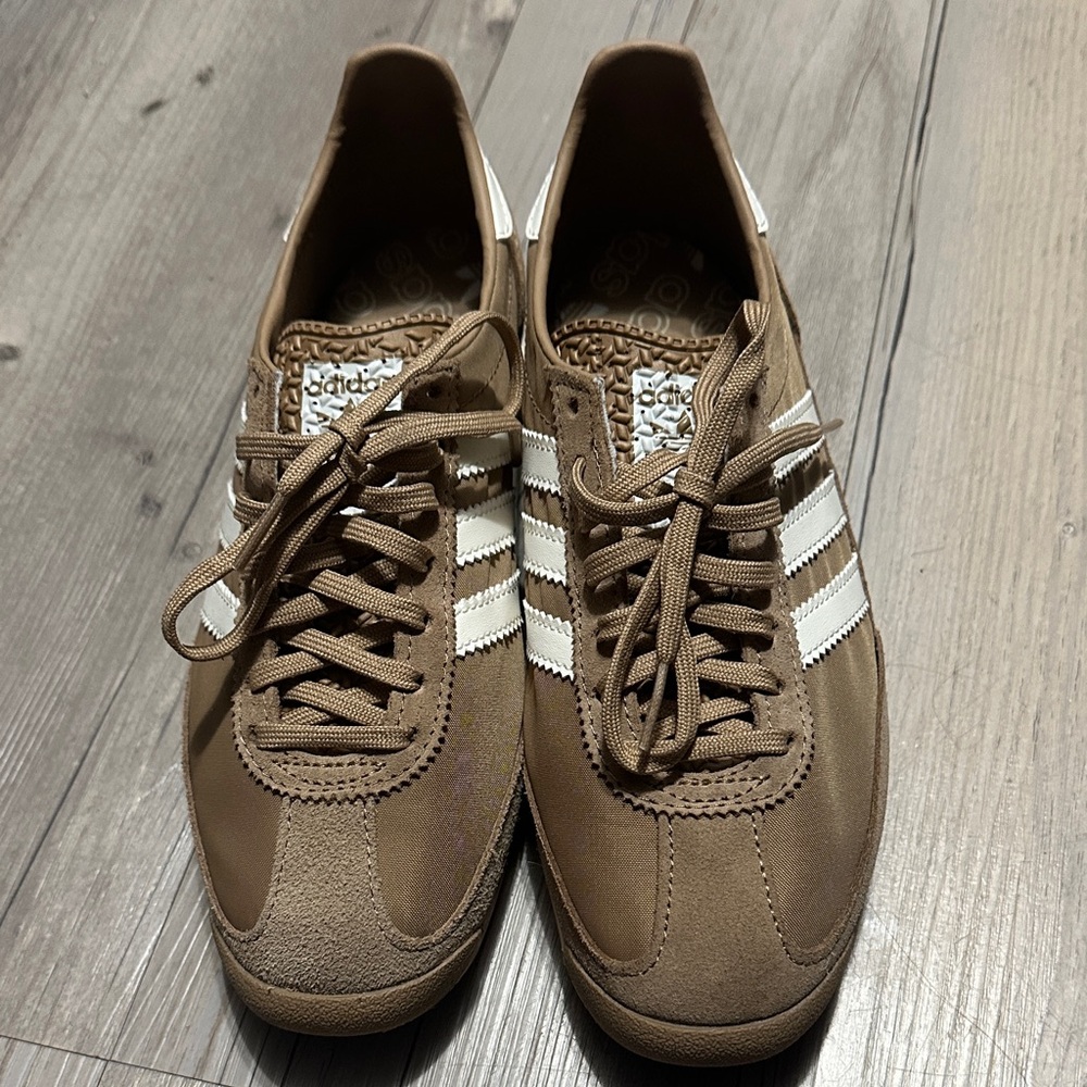 Adidas Women's Brown Sneakers with White Stripes